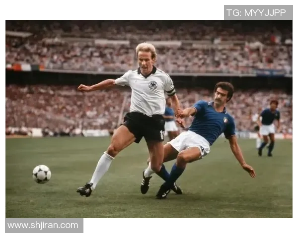 德国退役足球明星展现头球绝技的精彩瞬间与背后故事